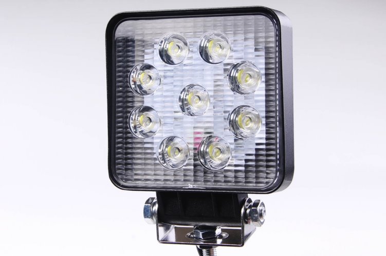 Pracovný svetlomet LED 10-50V štvorcový širokouhlý tenký